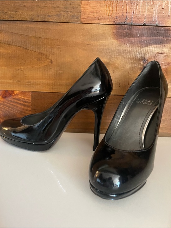 Stuart Weitzman Shoes - Stuart Weitzman Black Patent Leather Stiletto Pumps
